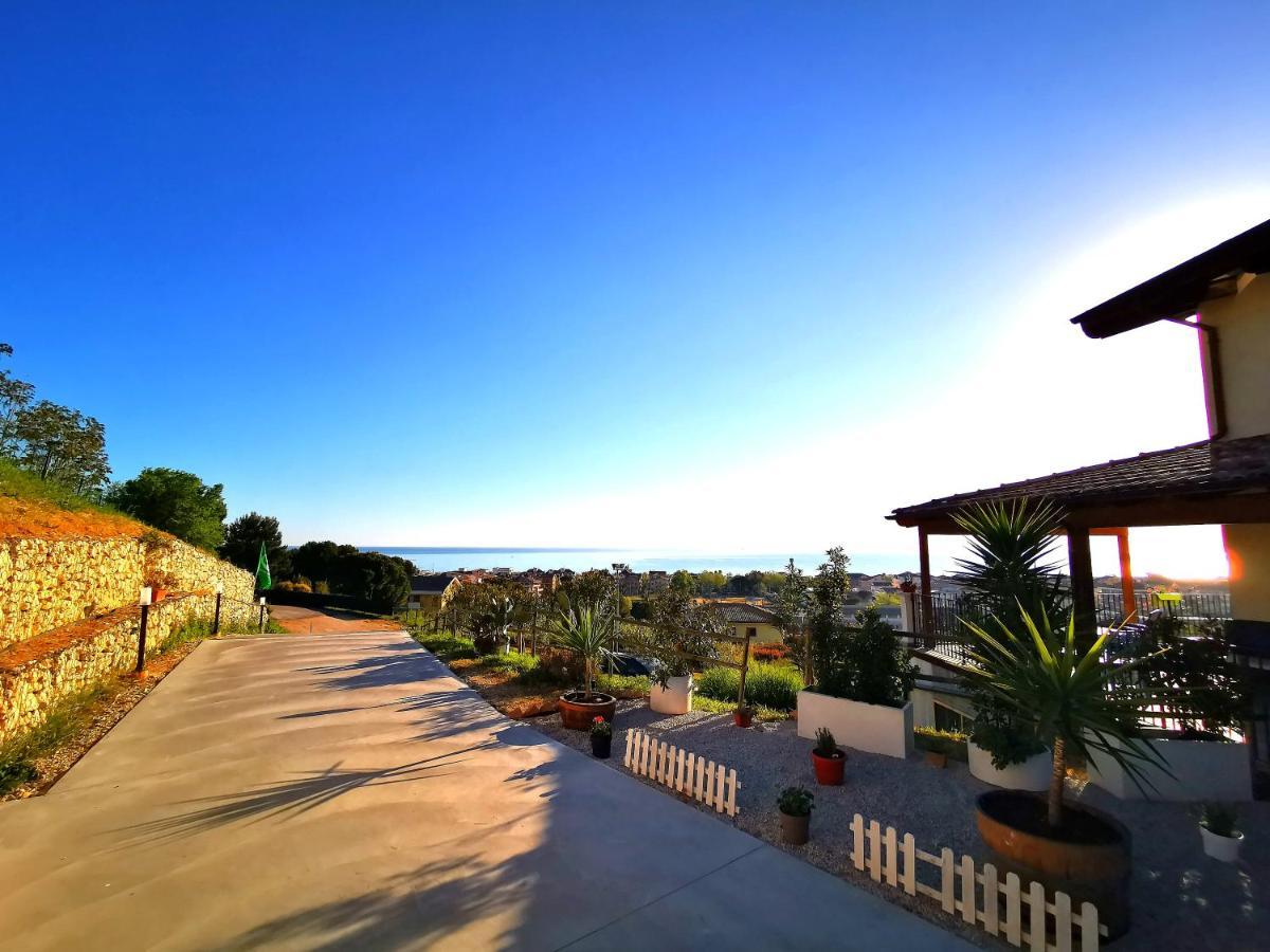B&B Villamarea Francavilla Al Mare Exterior photo